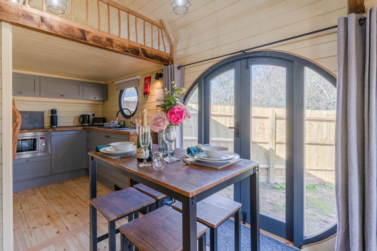 Laburnum Farm Estate Villa Alderton  Kültér fotó
